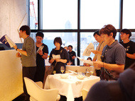Paravi グラグラメゾン♥東京 撮影 ベージュ アラン・デュカス 東京玉森裕太 朝倉あき Paravi グラグラメゾン♥東京 撮影 ベージュ アラン・デュカス 東京玉森裕太 朝倉あき