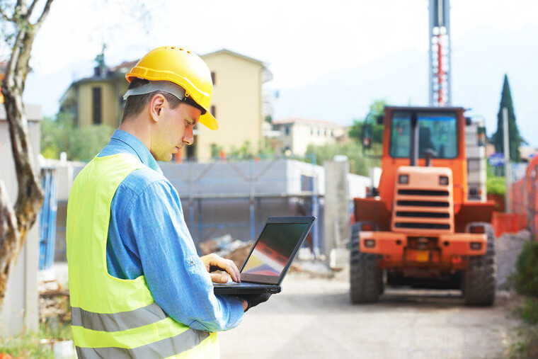 edito construction worker full construction and industry