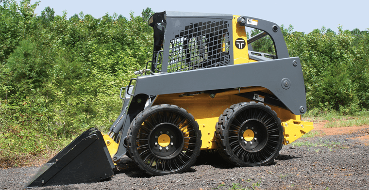 Skid steer outfitted with Michelin TWEEL