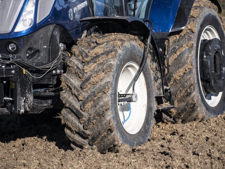 Michelin EvoBib, un pneu agricole « deux en un » pour aider les  agriculteurs - Clermont-Ferrand (63000)