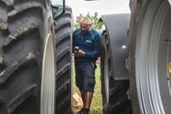 Optimize your tractor tyres pression thanks to Michelin services