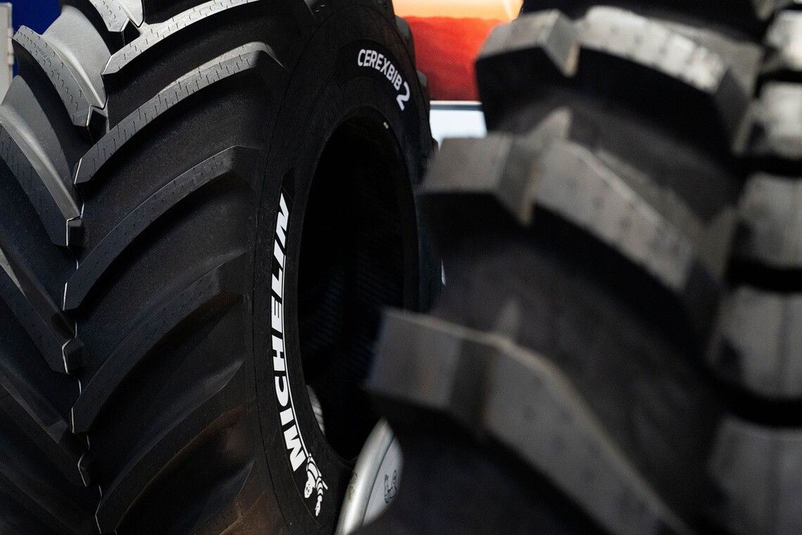 MICHELIN CEREXBIB 2 tyres for cr11 new holland