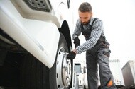Truck tyre replacement proper and efficient practices