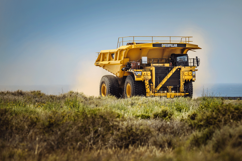 dump truck equipped with MICHELIN tyres