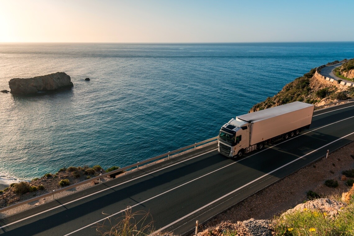 Circular economy sustainability challenges and solutions in fleet management