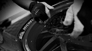 Moto Editorial tyre flat or soft Por qué Michelin