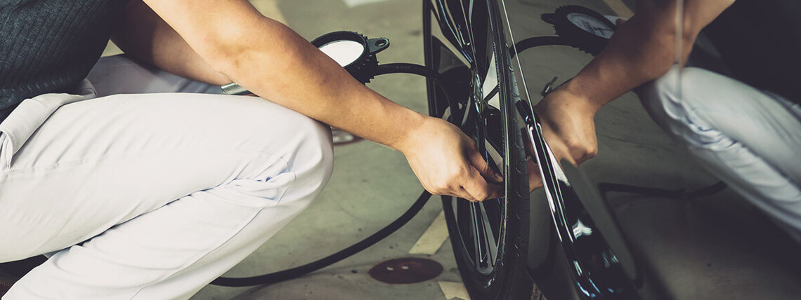 Verificatore Pressione Pneumatici Michelin - Con Misurazione Usura Battistrada, Display Digitale In BAR - Foto 2