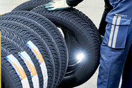 正規輸入品について - タイヤの検査・保管体制 1
