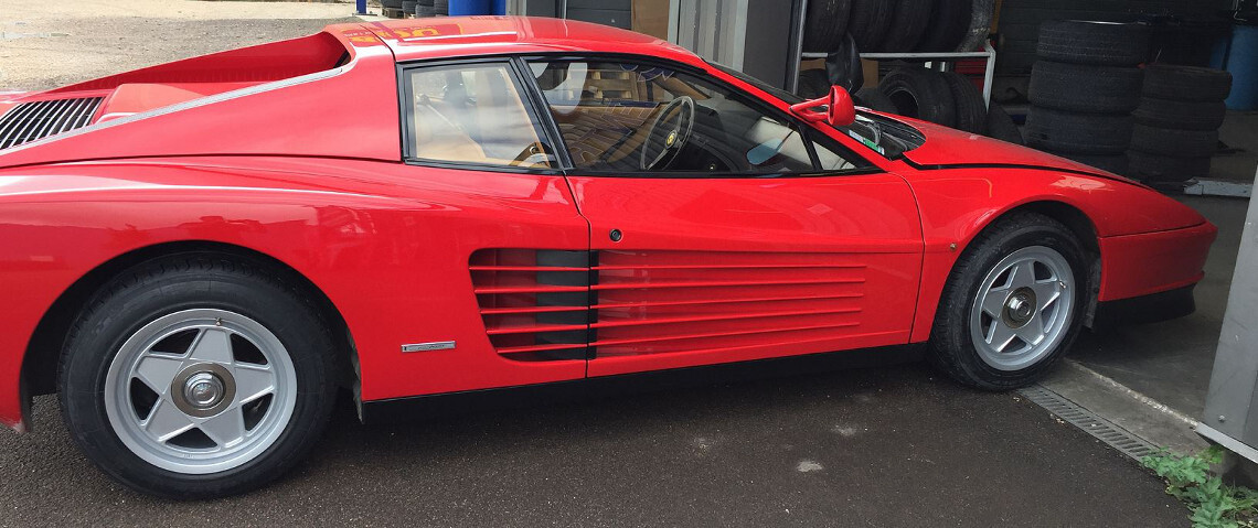 FERRARI TESTAROSSA: 16 inches rims | Michelin Classic