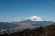 三国峠から望む富士山