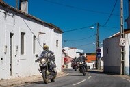 Adaptarse a los distintos tipos de carretera cuando se circula en grupo