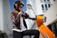El sistema de ajuste de la mentonera de tu casco de moto