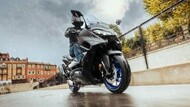 ウェット路面で高い排水性能とグリップ力を確保するタイヤMICHELIN POWER SHIFT（パワー シフト）