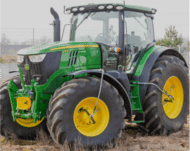 Picture of tractor equipped with Central tire inflation system on the two axels, for the four tires