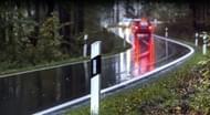 Auto Banner Header Fahren auf nasser Straße Tipps