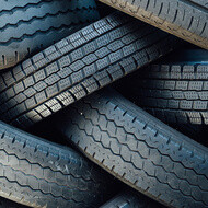 Auto Editorial replace tyres small Consejos y asesoramiento