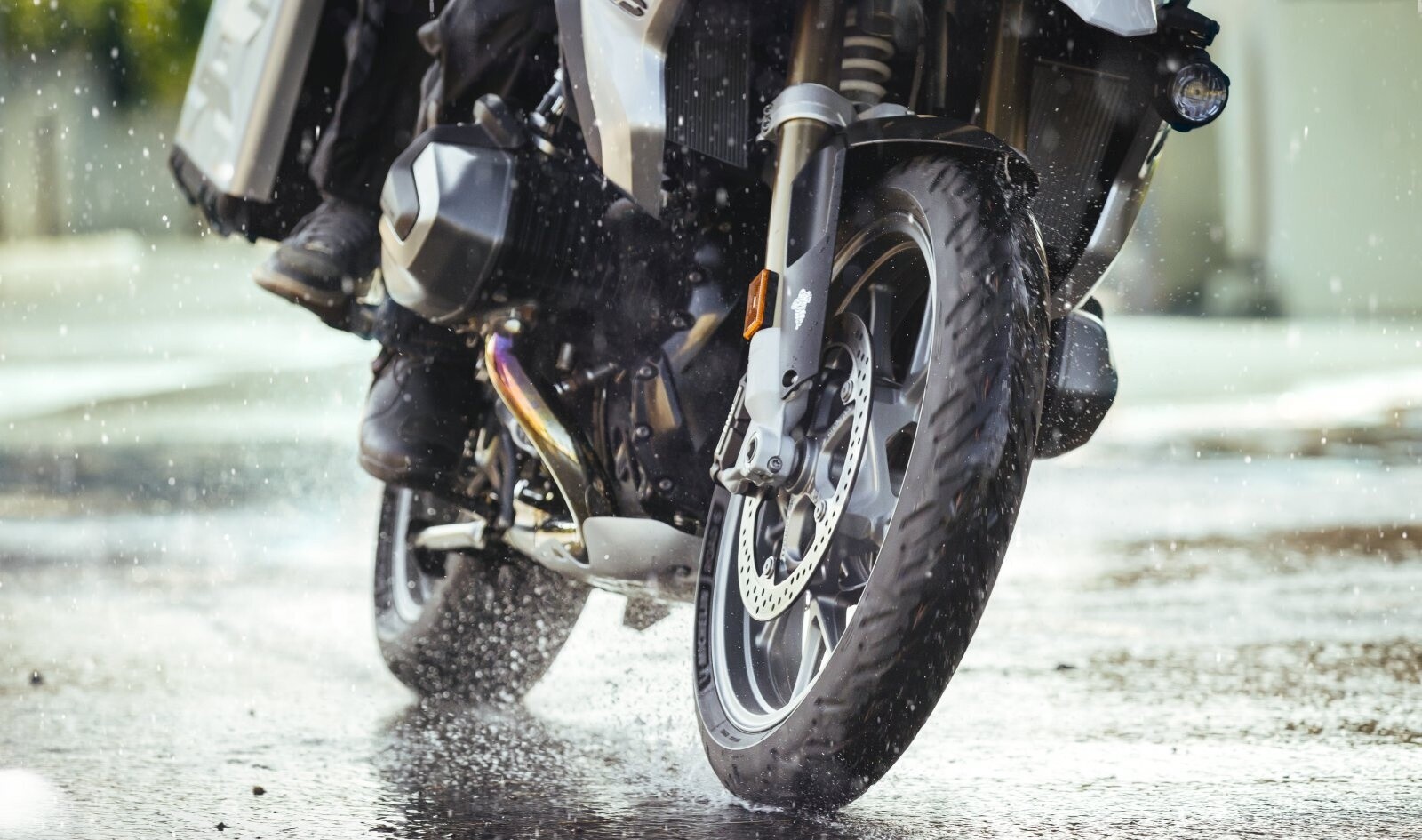 how-to-read-the-motorcycle-tyre-size-michelin